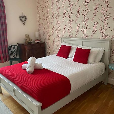 Pass The Keys Superbly Located Handsome Georgian Townhouse Shrewsbury Esterno foto