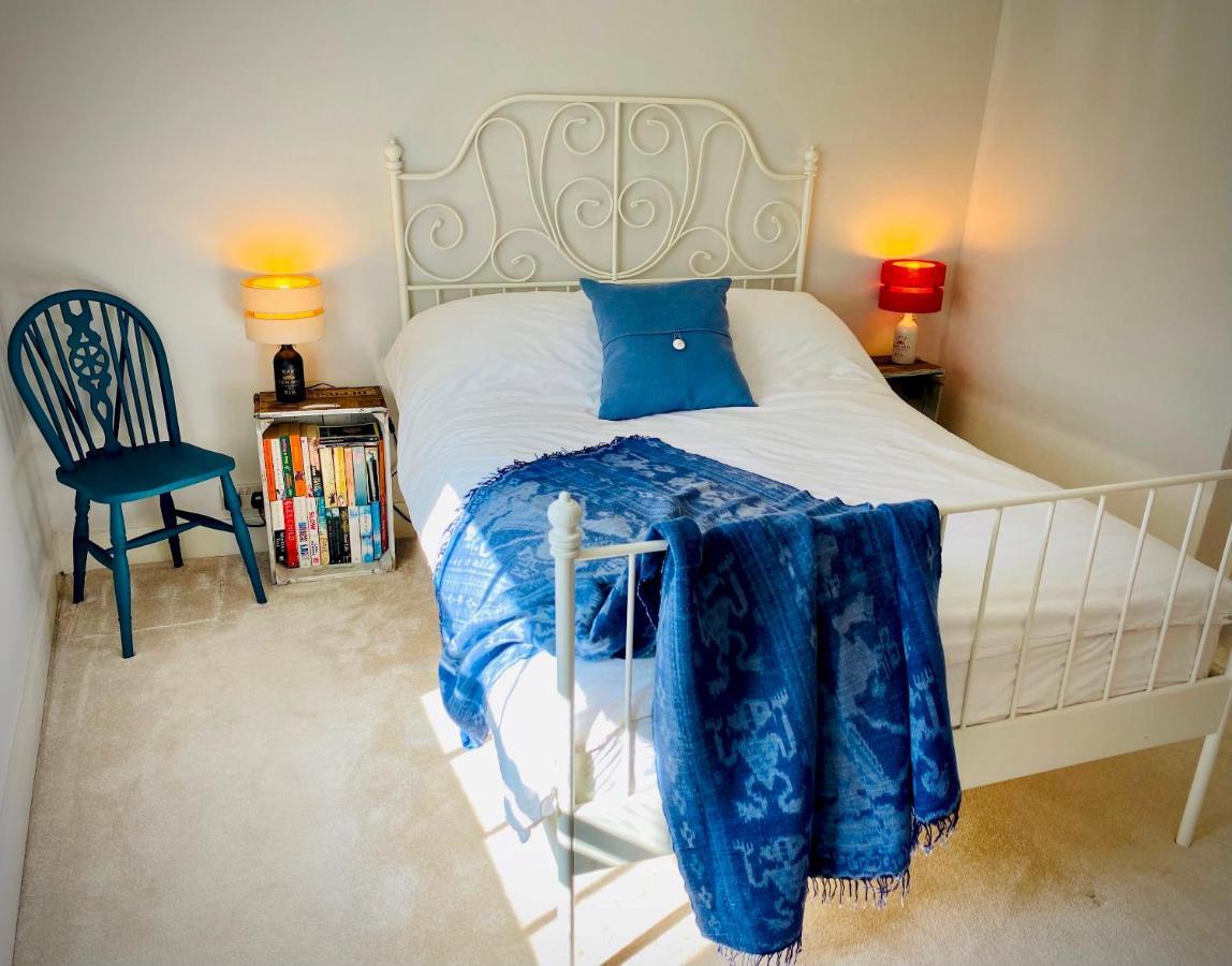 Pass The Keys Superbly Located Handsome Georgian Townhouse Shrewsbury Esterno foto
